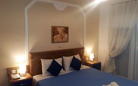 Pantheon Deluxe Apartments