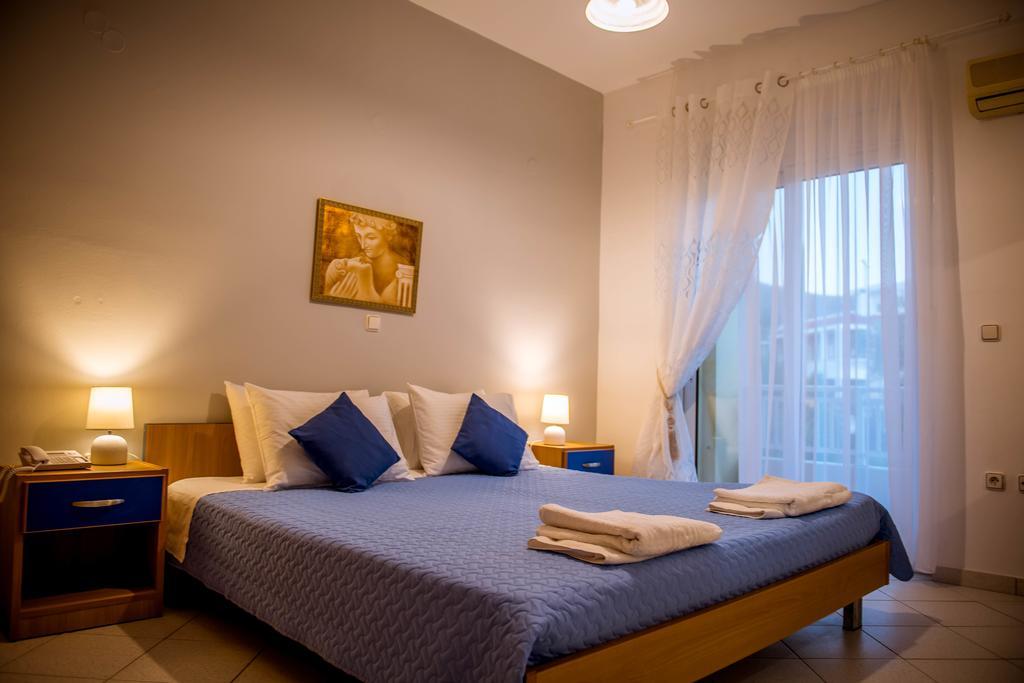 Pantheon Deluxe Apartments Archangelos  Esterno foto